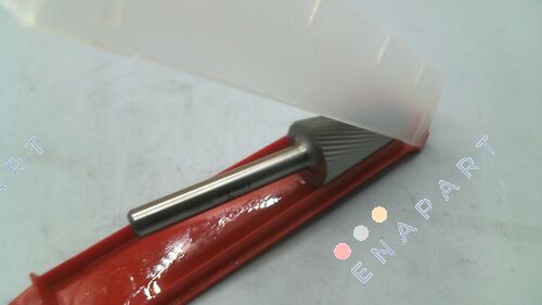 A12031630605