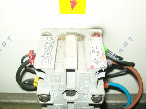 A3/11E /Z5/20/X71S/F804  Ausschalter, 3 polig
