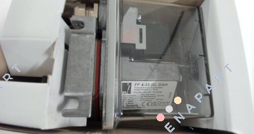 1010026 / FF 4-32 GL DAH Druckschalter
